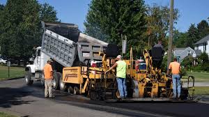 Best Concrete Driveway Installation  in Oak Brook, IL